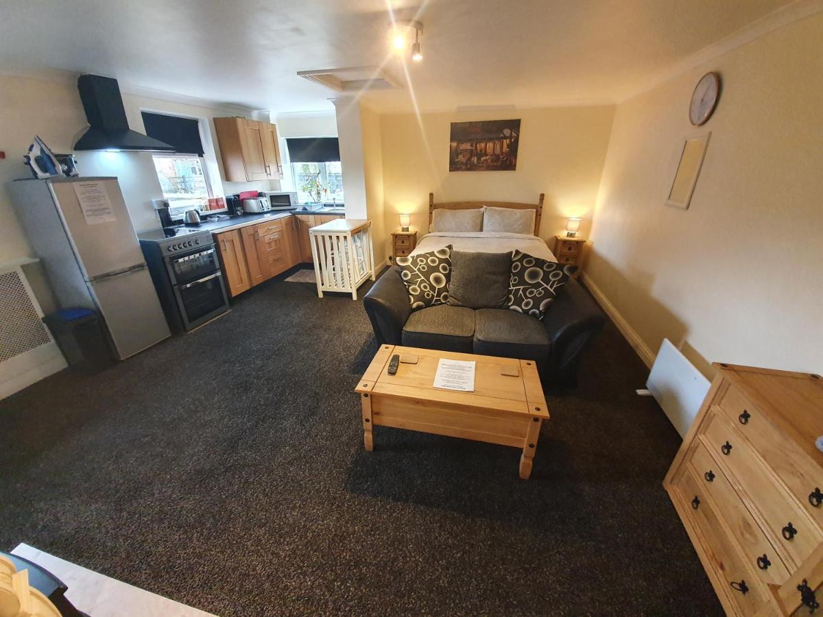Sherwood Studio Annexe 1 Bedroom Entire Property 보스턴 외부 사진