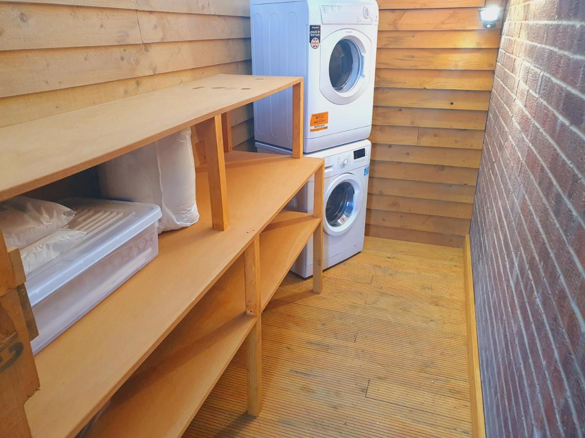 Sherwood Studio Annexe 1 Bedroom Entire Property 보스턴 외부 사진